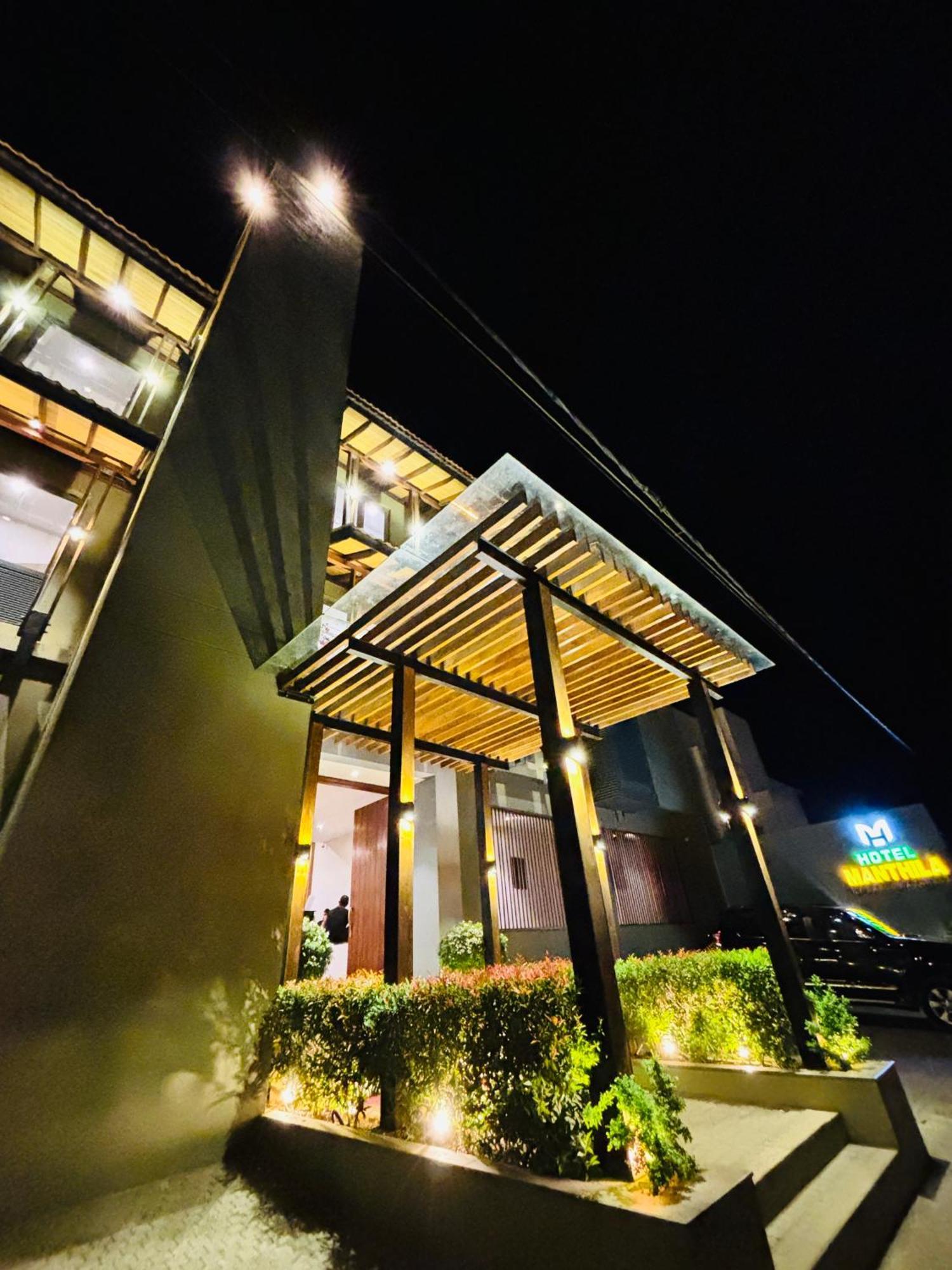 Manthila Hotel Анурадхапура Экстерьер фото
